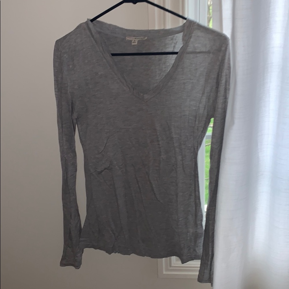 Grey v-neck long sleeve